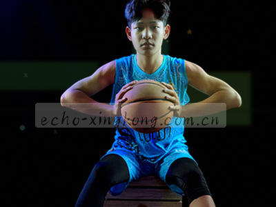 手机与平板同时显示星空赛事版比分界面的同步示意